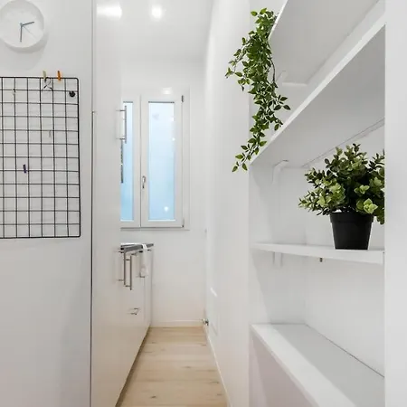 Altido Smart White Flat Near Arco Della Pace * Milan